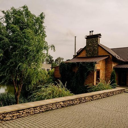 Готельно-Ресторанний Комплекс Прованс Парк Pochaiv Exterior photo